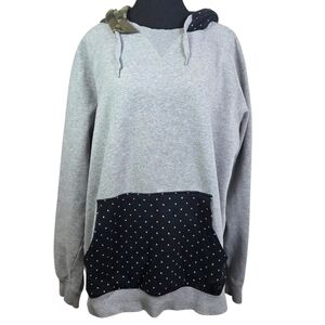 DC Gray and Black Polka Dot/Camo Pullover Goodie Size XXL